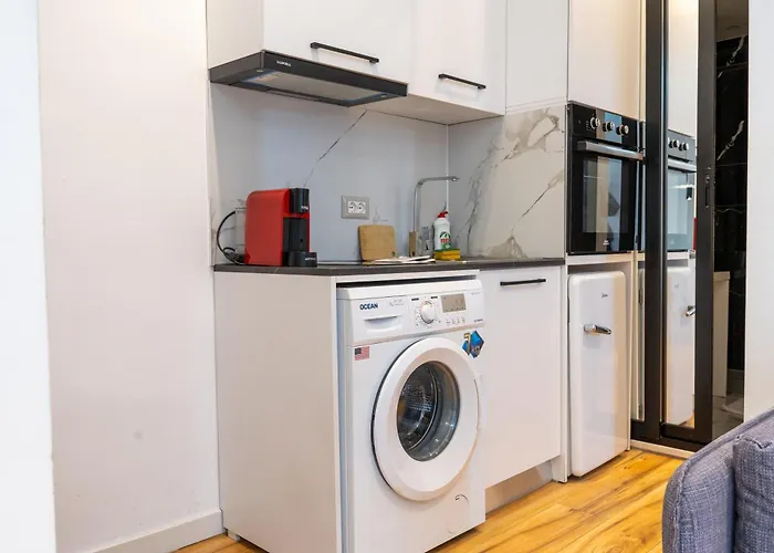 Calm Escape - Sweet Escape * Tirana